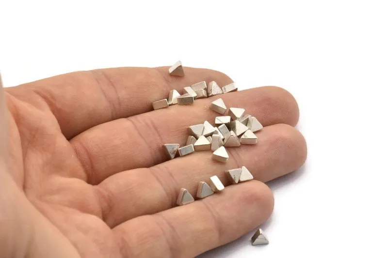 Antique Silver Brass Earring Finding, 25 Antique Silver Plated Brass Triangle Blanks (5.2x2.5mm) D0100 H0089