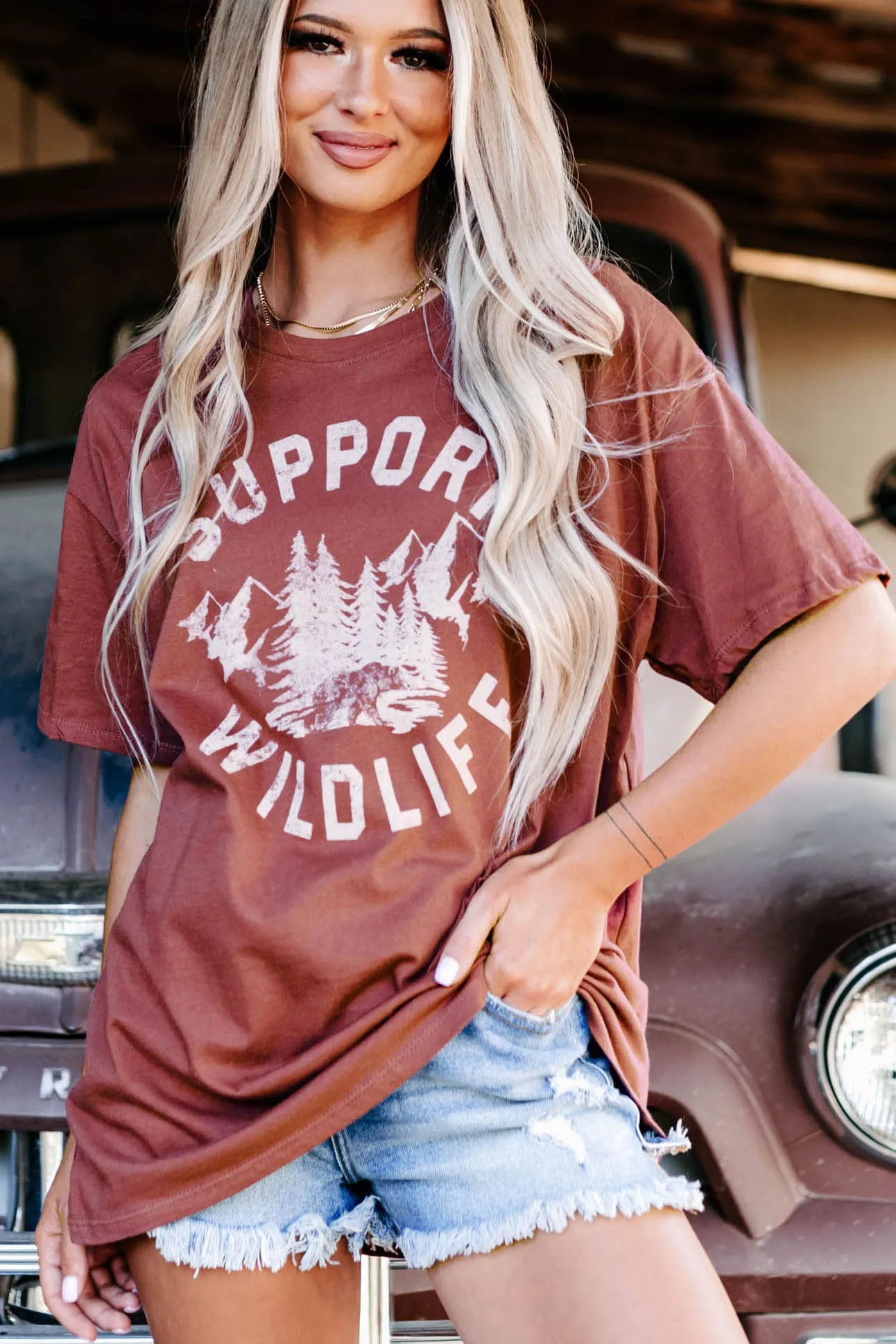 "Support Wildlife" Graphic Top (Red Brown)