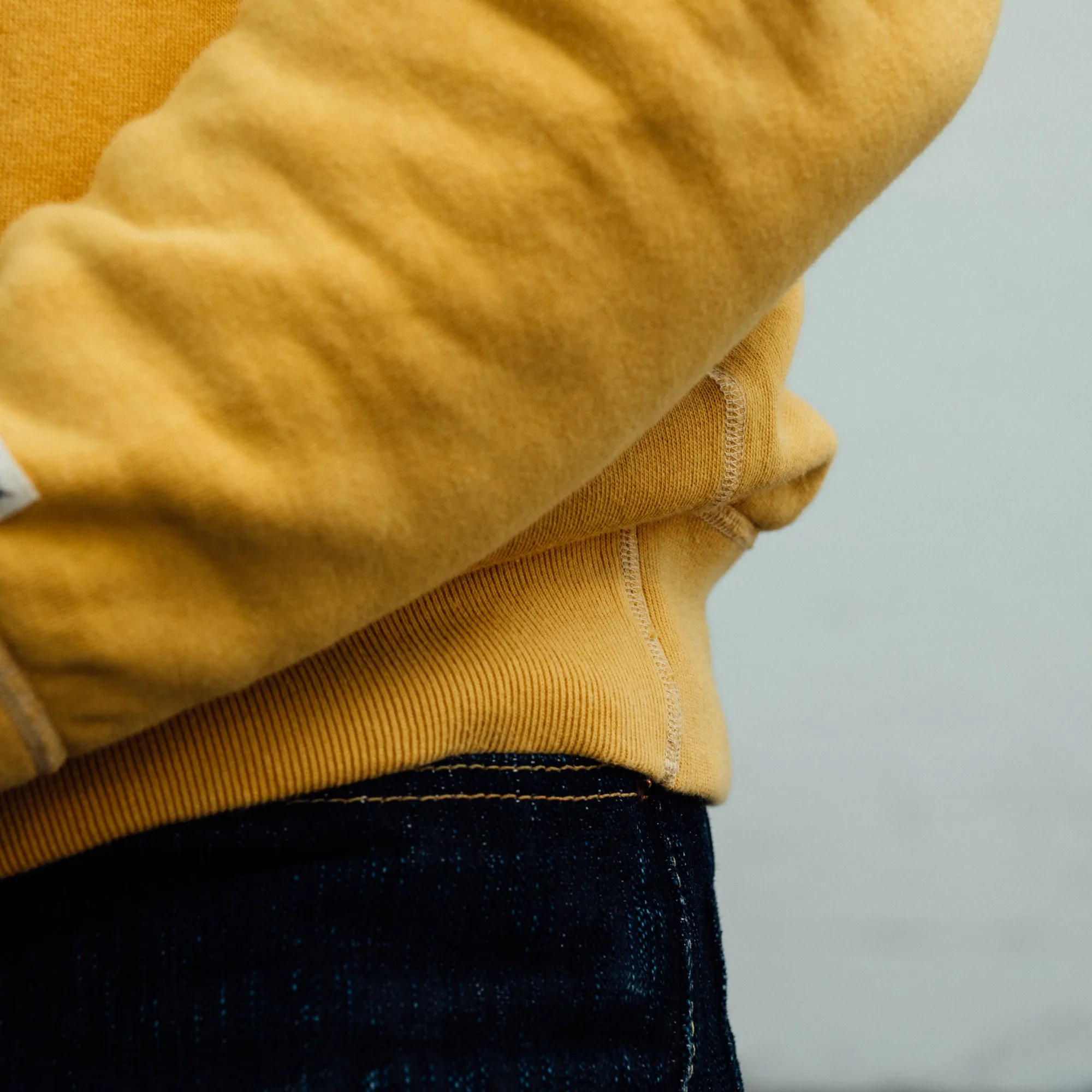 The Flat Head Crew Neck Sweatshirt Brushed Lining Mustard